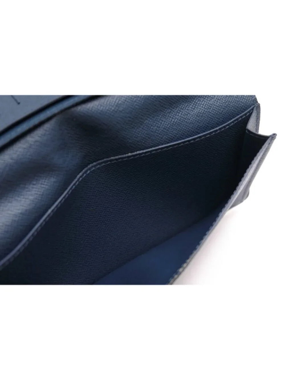 Louis Vuitton Wallet Leather Navy Taiga Portefeuille Long Billfold No Coin